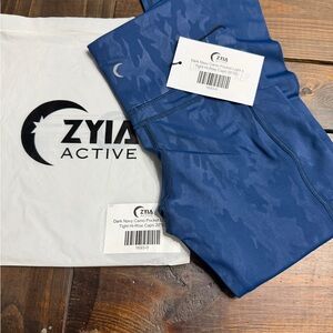 Zyia Active Navy Camo Leggings